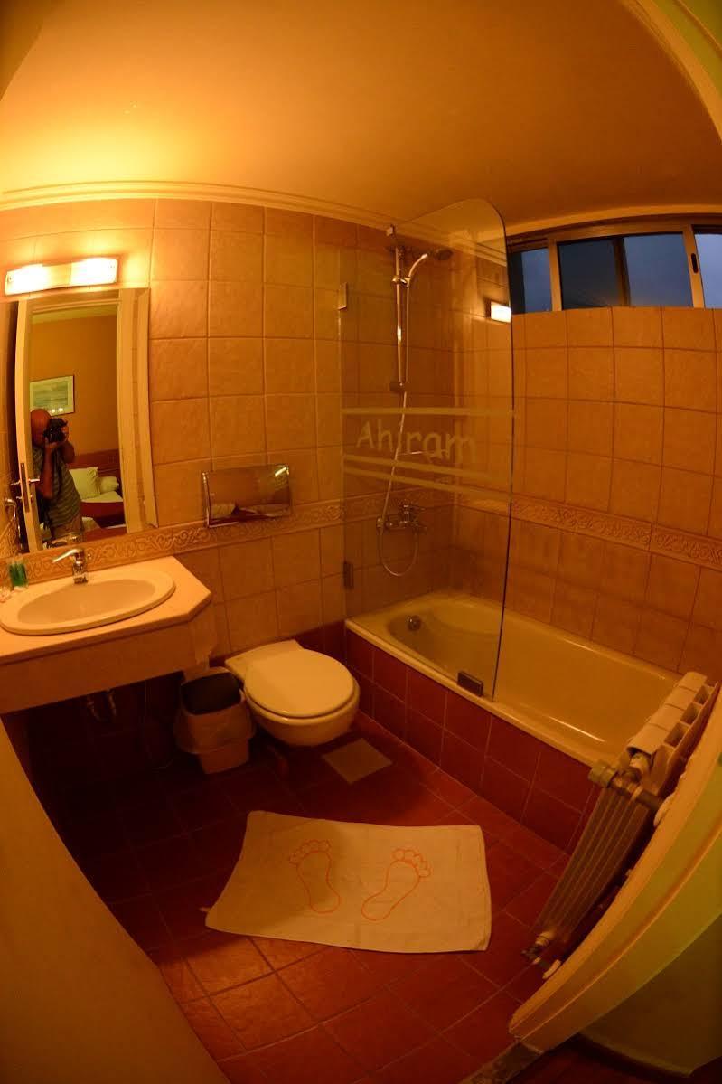 Ahiram Hotel Byblos Extérieur photo